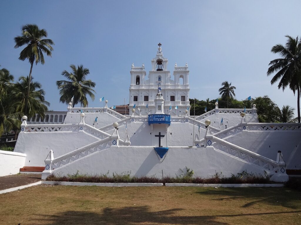 Most Scenic Road Trips in India % mumbai goa 3
