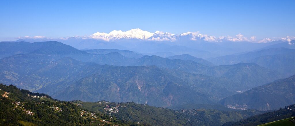 TOP 10 Best Places to Visit in June % Sikkim 3